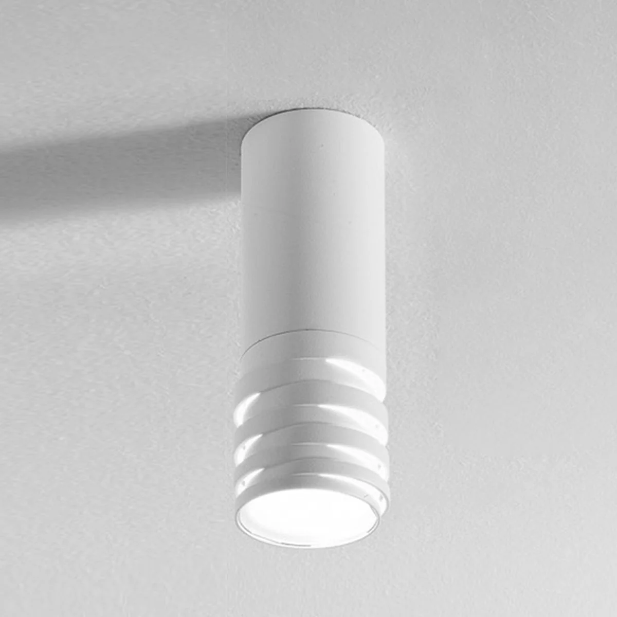 Plafoniera GEALUCE EMILY – Attacco GU10 | Metallo Satinato con Diffusore Acrilico | Bianco o Nero - immagine 4